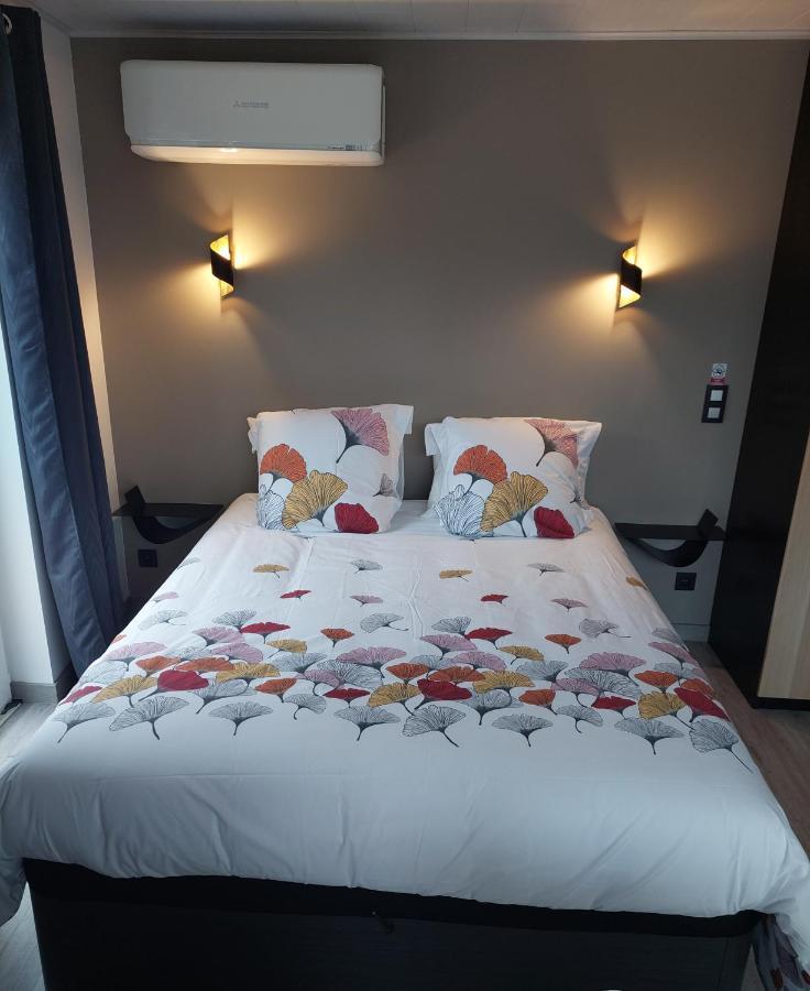 La Chambre Des Onglous Marseillan  Exteriör bild