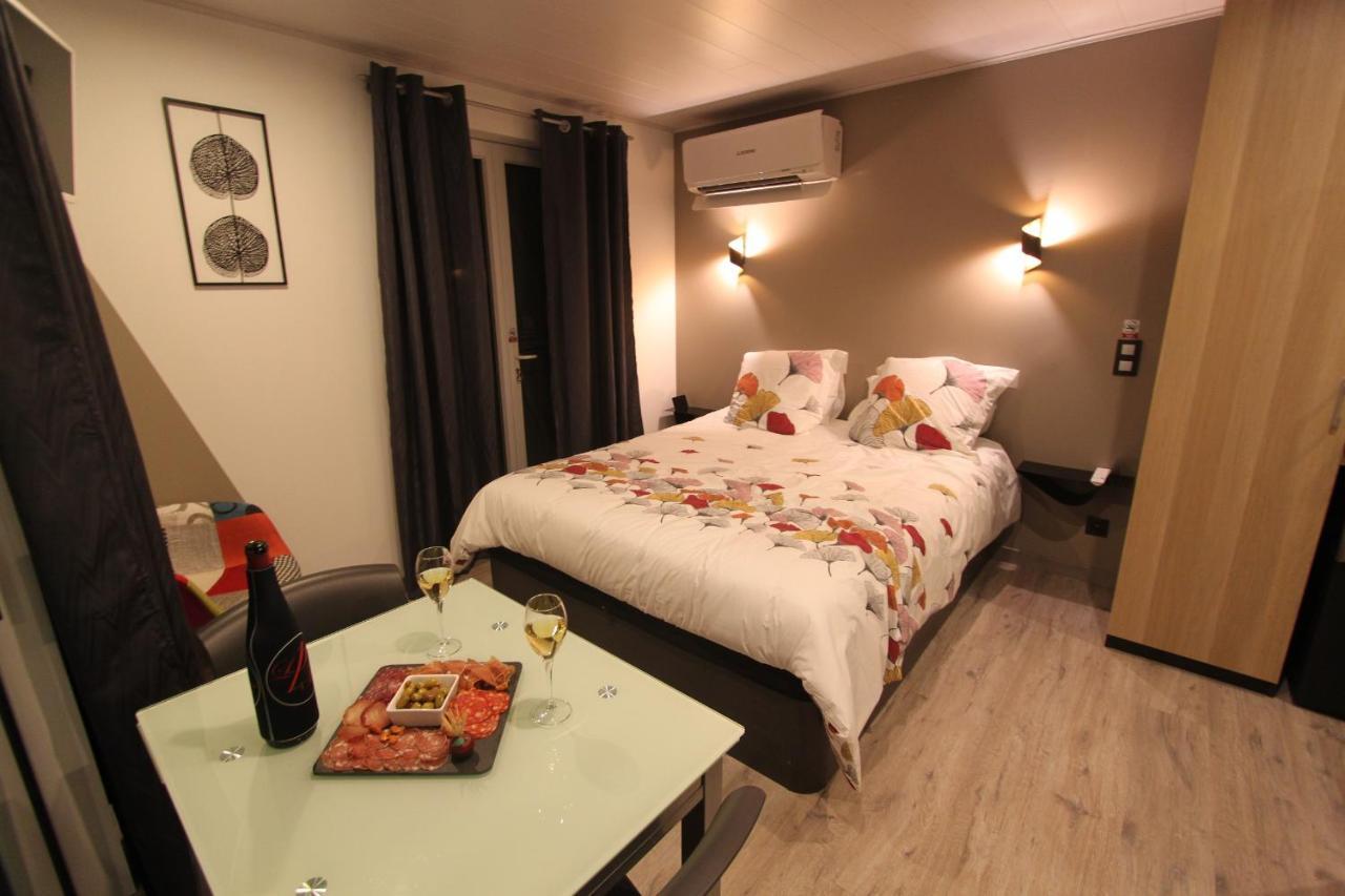 La Chambre Des Onglous Marseillan  Exteriör bild